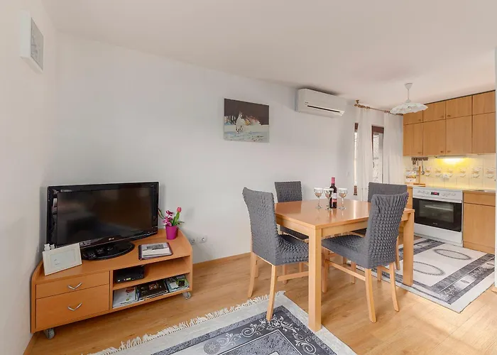 Lejlighed Regina With Balcony And Parking *